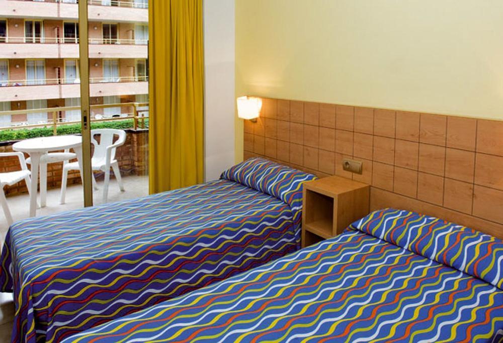 Voramar Cambrils Hotel Værelse billede